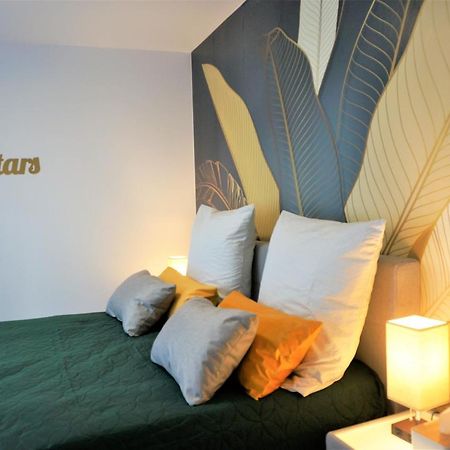 פרנקנטל Mein Apartment, Stars Mit Balkon Und Klima Fuer Bis Zu 4 Personen מראה חיצוני תמונה