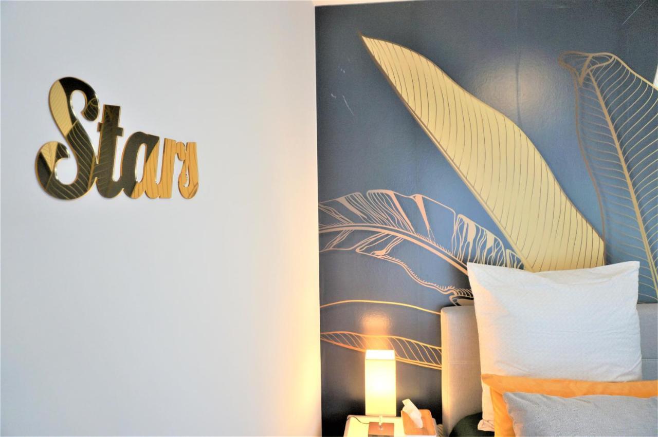 פרנקנטל Mein Apartment, Stars Mit Balkon Und Klima Fuer Bis Zu 4 Personen מראה חיצוני תמונה