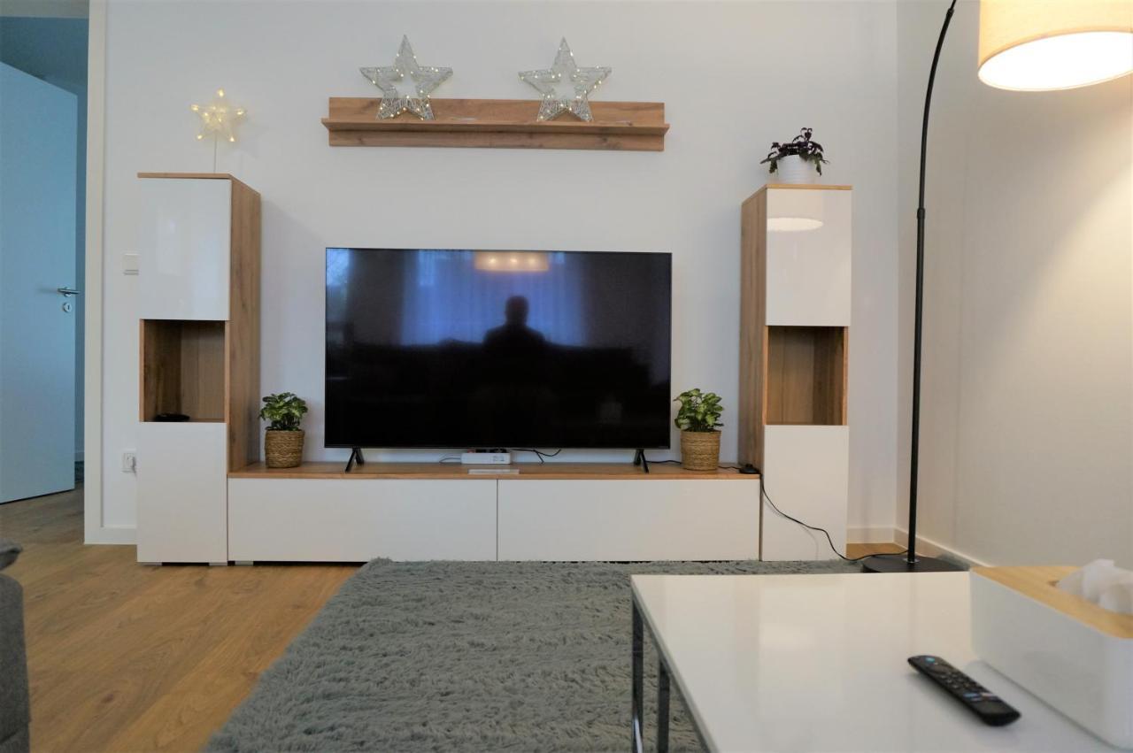 פרנקנטל Mein Apartment, Stars Mit Balkon Und Klima Fuer Bis Zu 4 Personen מראה חיצוני תמונה