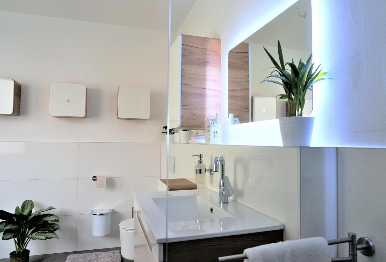 פרנקנטל Mein Apartment, Stars Mit Balkon Und Klima Fuer Bis Zu 4 Personen מראה חיצוני תמונה